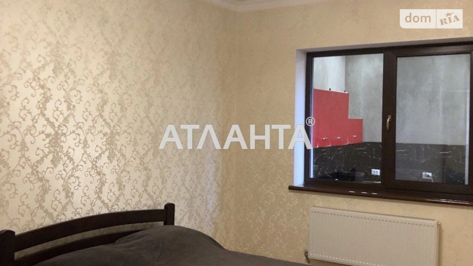 Продається 1-кімнатна квартира 31.8 кв. м у Одесі, вул. Крилова