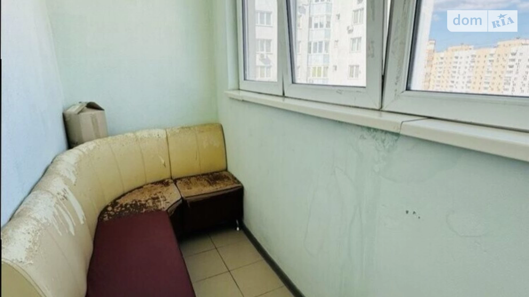 Продается 1-комнатная квартира 55 кв. м в Киеве, ул. Урловская, 23
