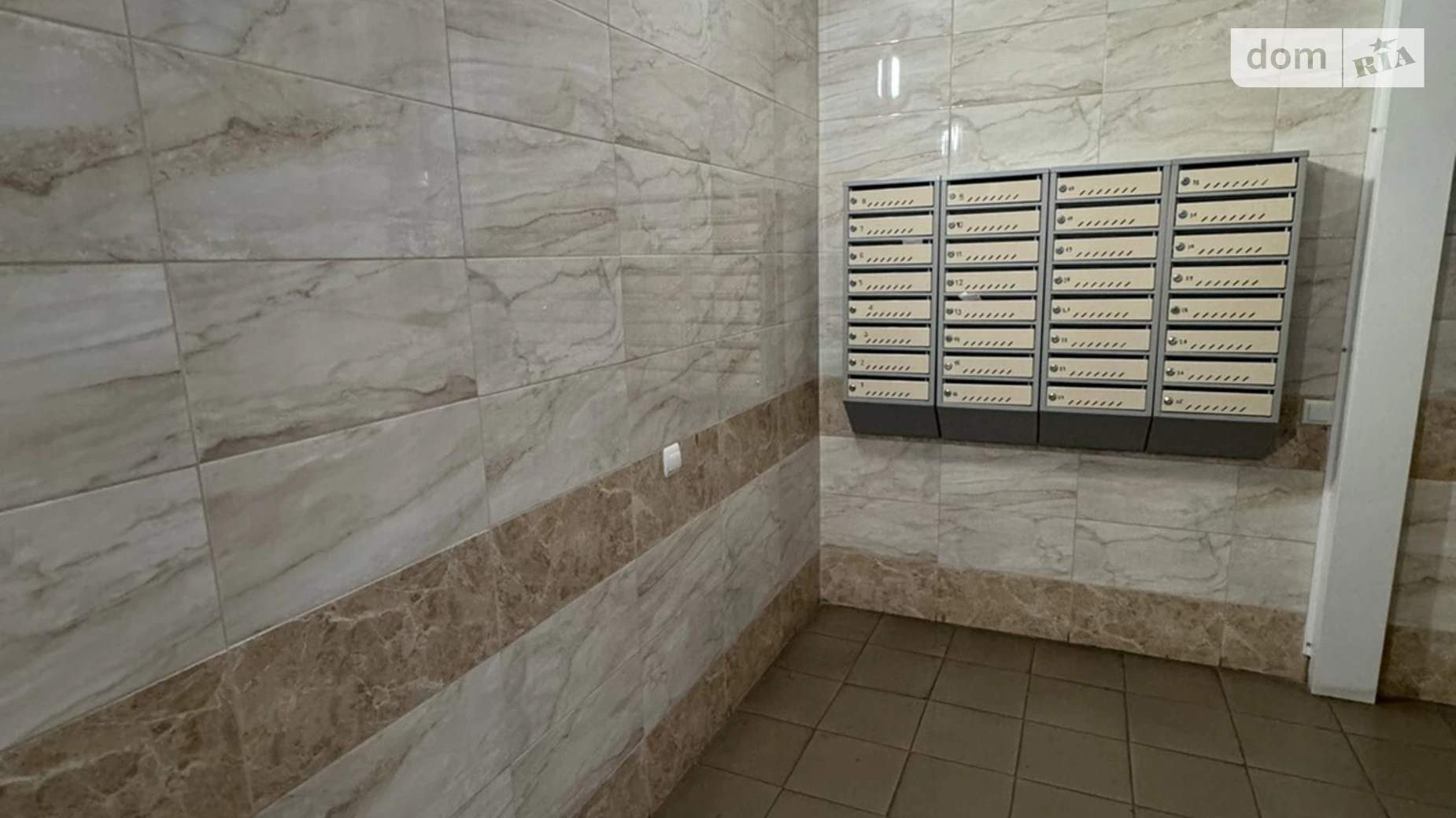 Продається 1-кімнатна квартира 52 кв. м у Хмельницькому, вул. Зарічанська - фото 2