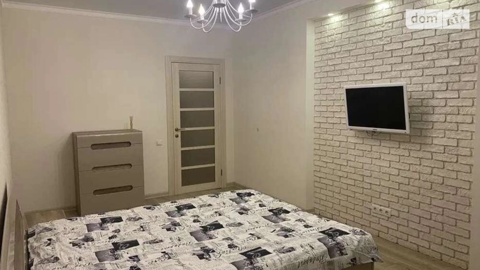 Продается 2-комнатная квартира 60.3 кв. м в Киеве, ул. Владимира Наумовича, 4 - фото 2