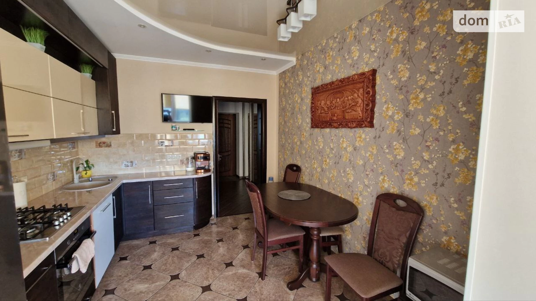 Продается 1-комнатная квартира 44 кв. м в Виннице, ул. Вячеслава Черновола, 29