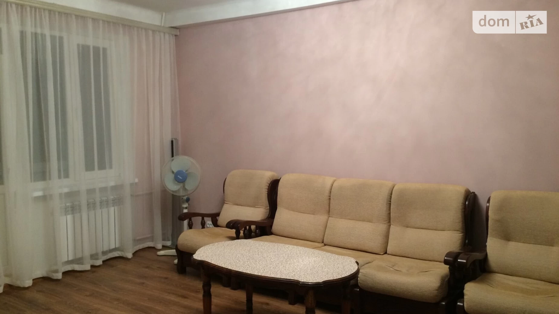 Продается 4-комнатная квартира 100 кв. м в Киеве, ул. Александра Попова, 5