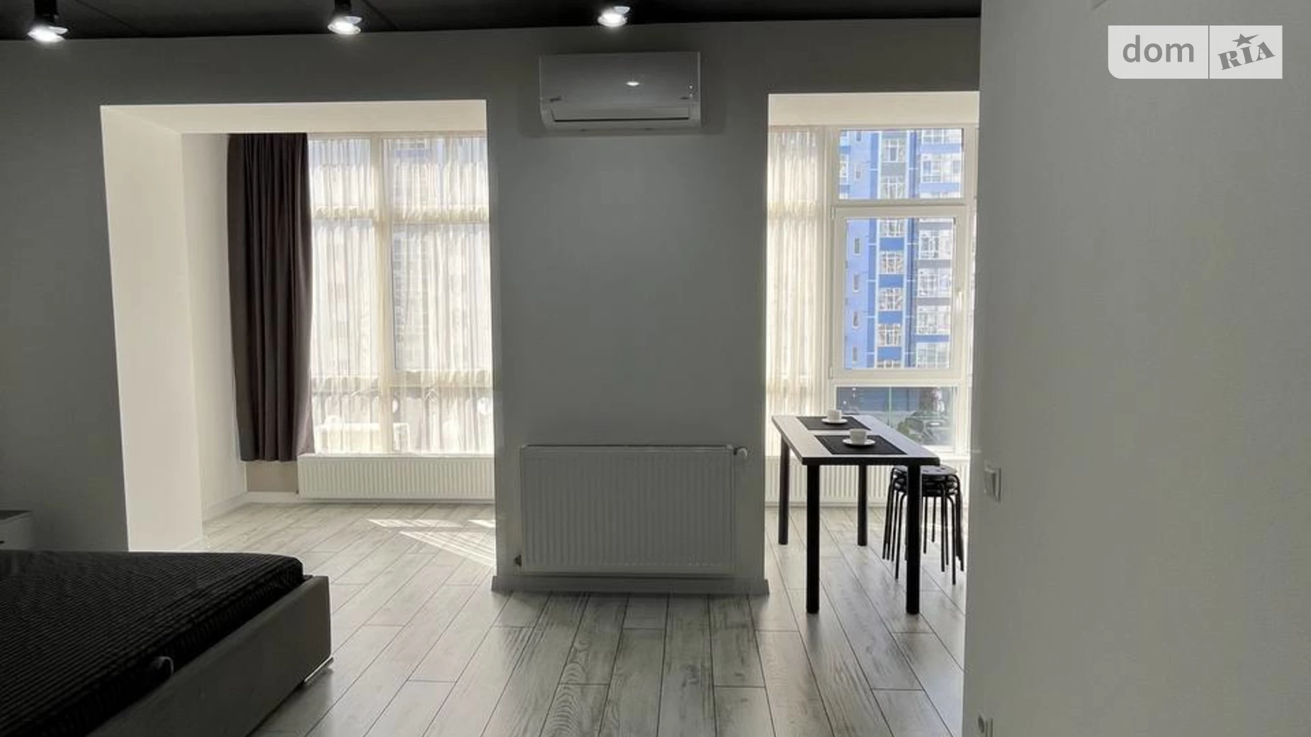 Продается 1-комнатная квартира 35 кв. м в Ивано-Франковске, ул. Высочана Семена, 18 корпус 22