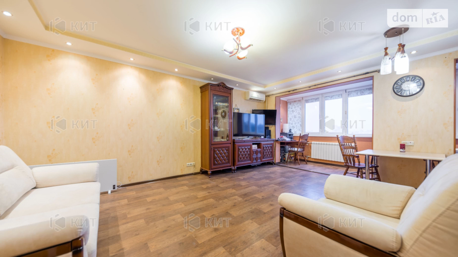 Продается 3-комнатная квартира 60 кв. м в Харькове, ул. Матюшенко, 11