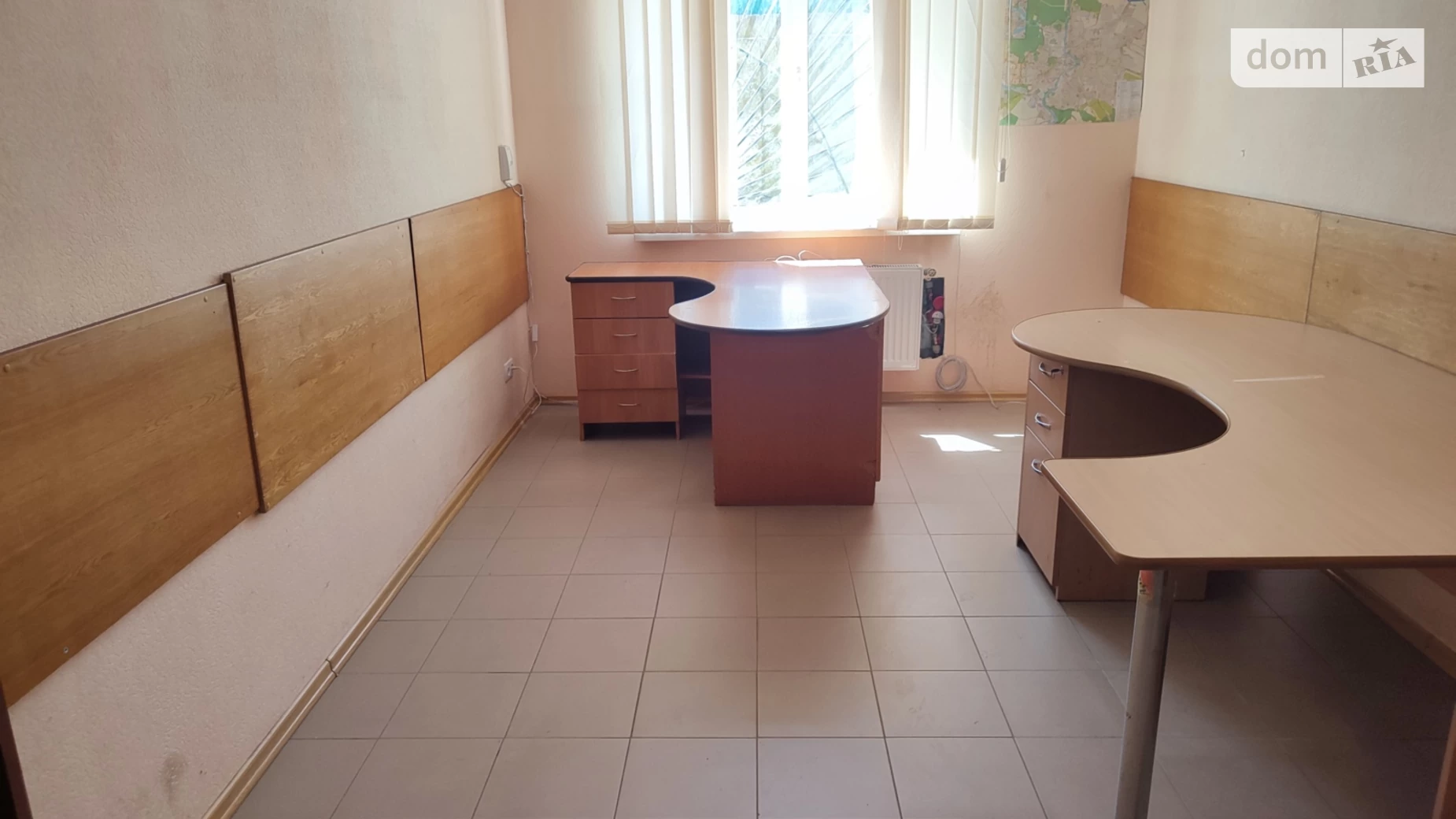 Сдается в аренду офис 17 кв. м в бизнес-центре, цена: 1700 грн - фото 4