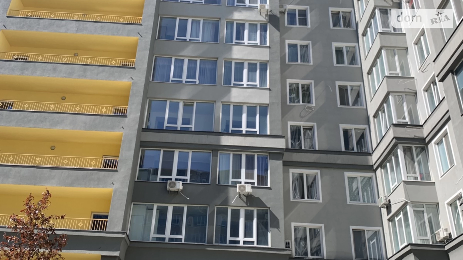 Продається 1-кімнатна квартира 40 кв. м у Бучі, вул. Івана Кожедуба - фото 2