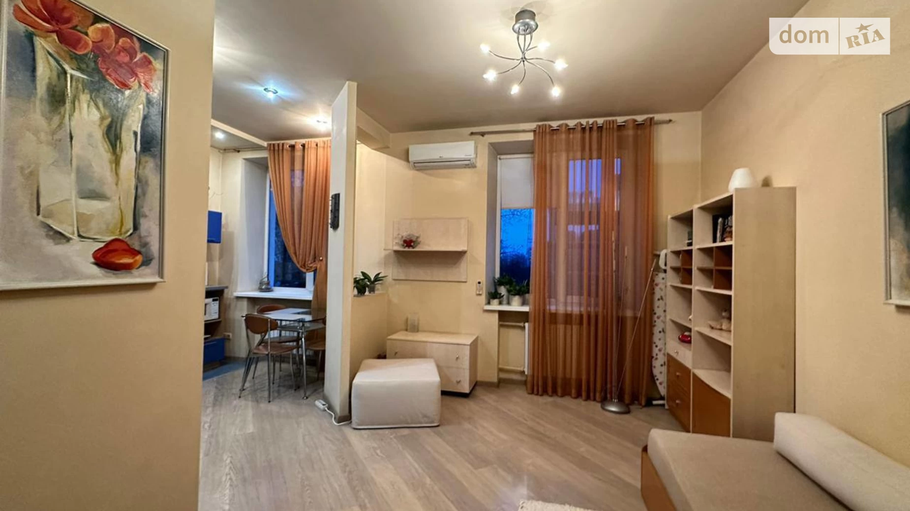 Продается 2-комнатная квартира 52 кв. м в Днепре, ул. Архитектора Олега Петрова(Чернышевского)