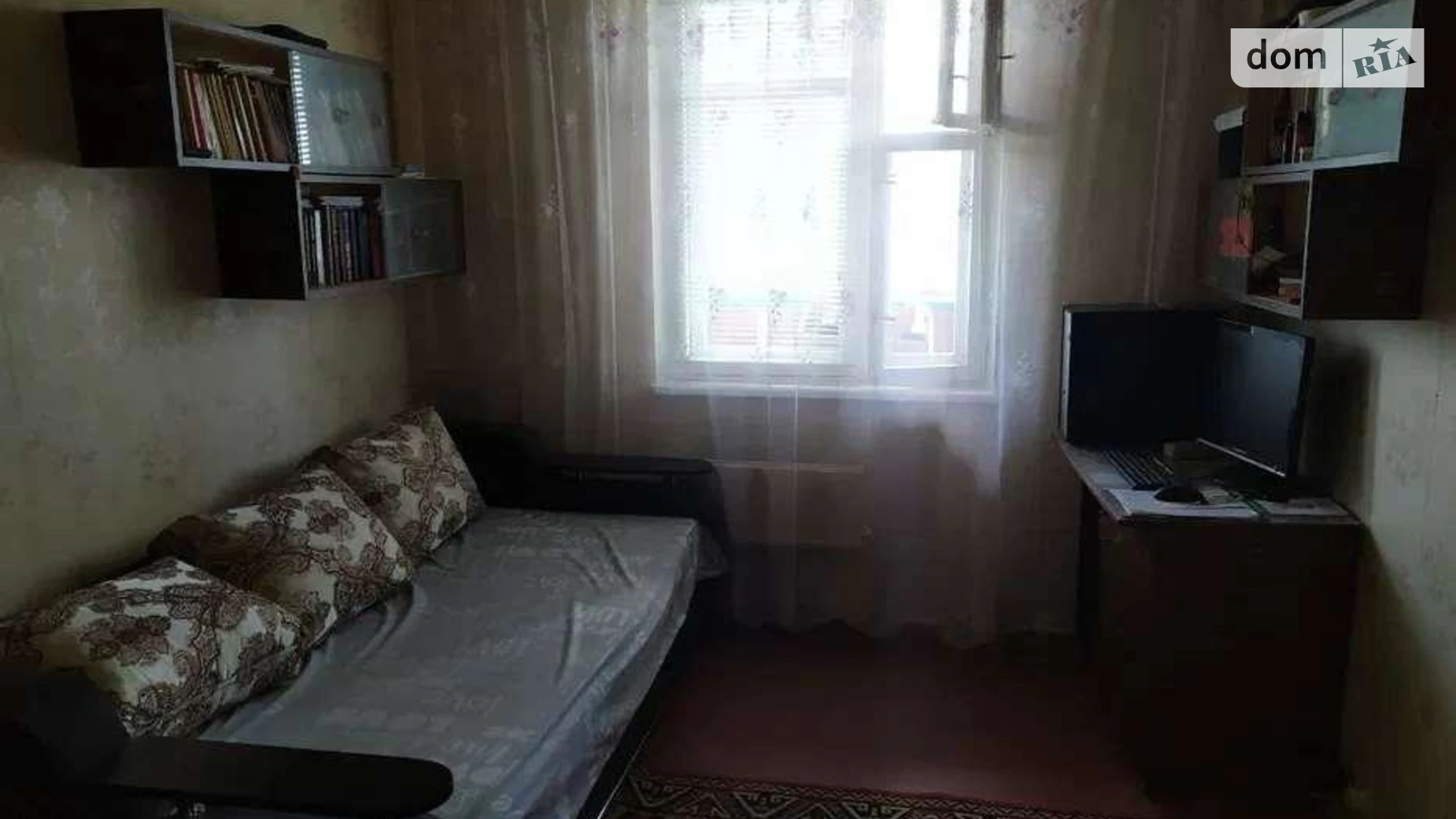 Продается 2-комнатная квартира 53 кв. м в Киеве, ул. Красной Калины, 81