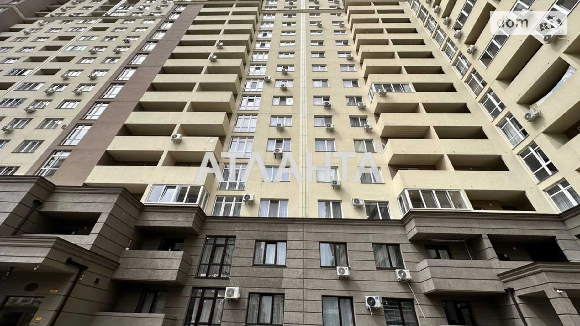Продается 2-комнатная квартира 60.6 кв. м в Одессе, ул. Академика Воробьёва
