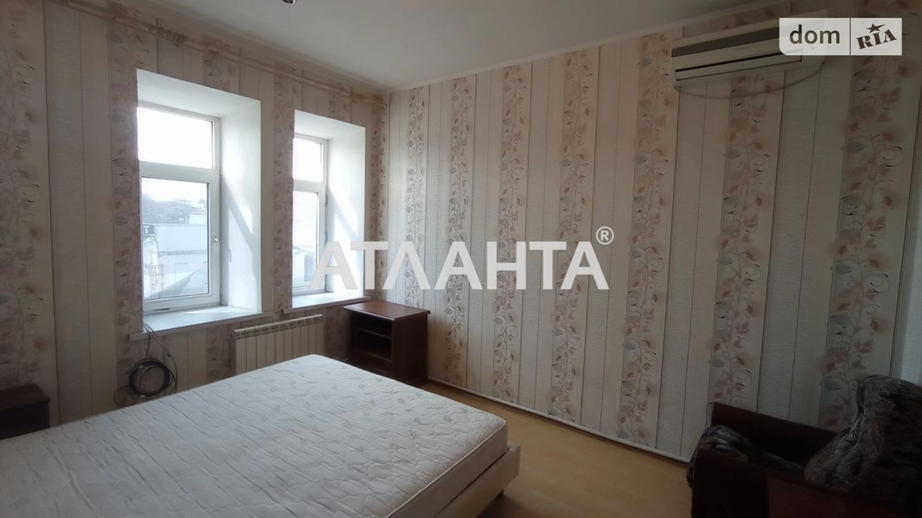 Продается 2-комнатная квартира 41 кв. м в Одессе, ул. Балковская