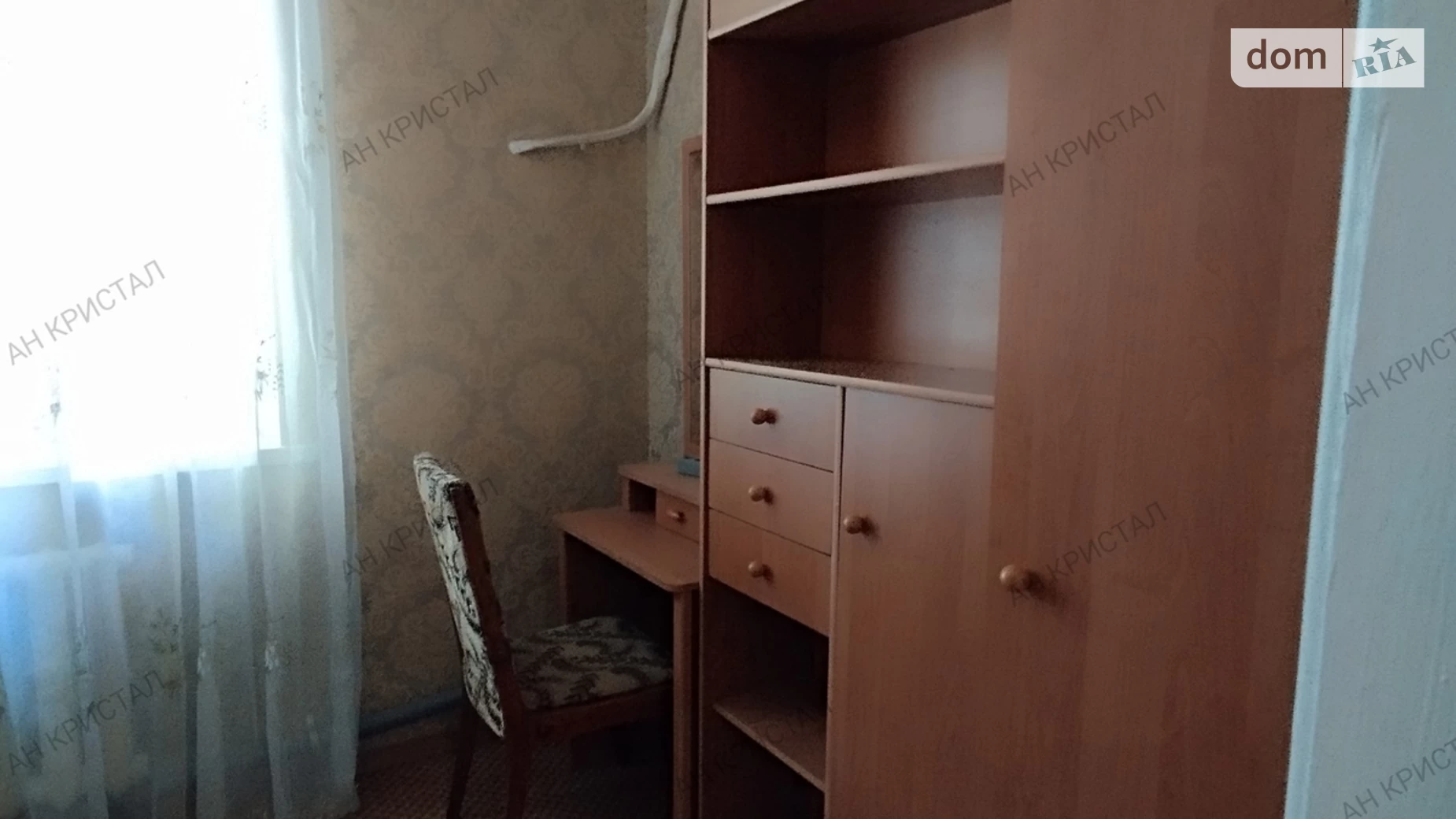 Продається 2-кімнатна квартира 24 кв. м у Чорноморську, вул. 1 Травня