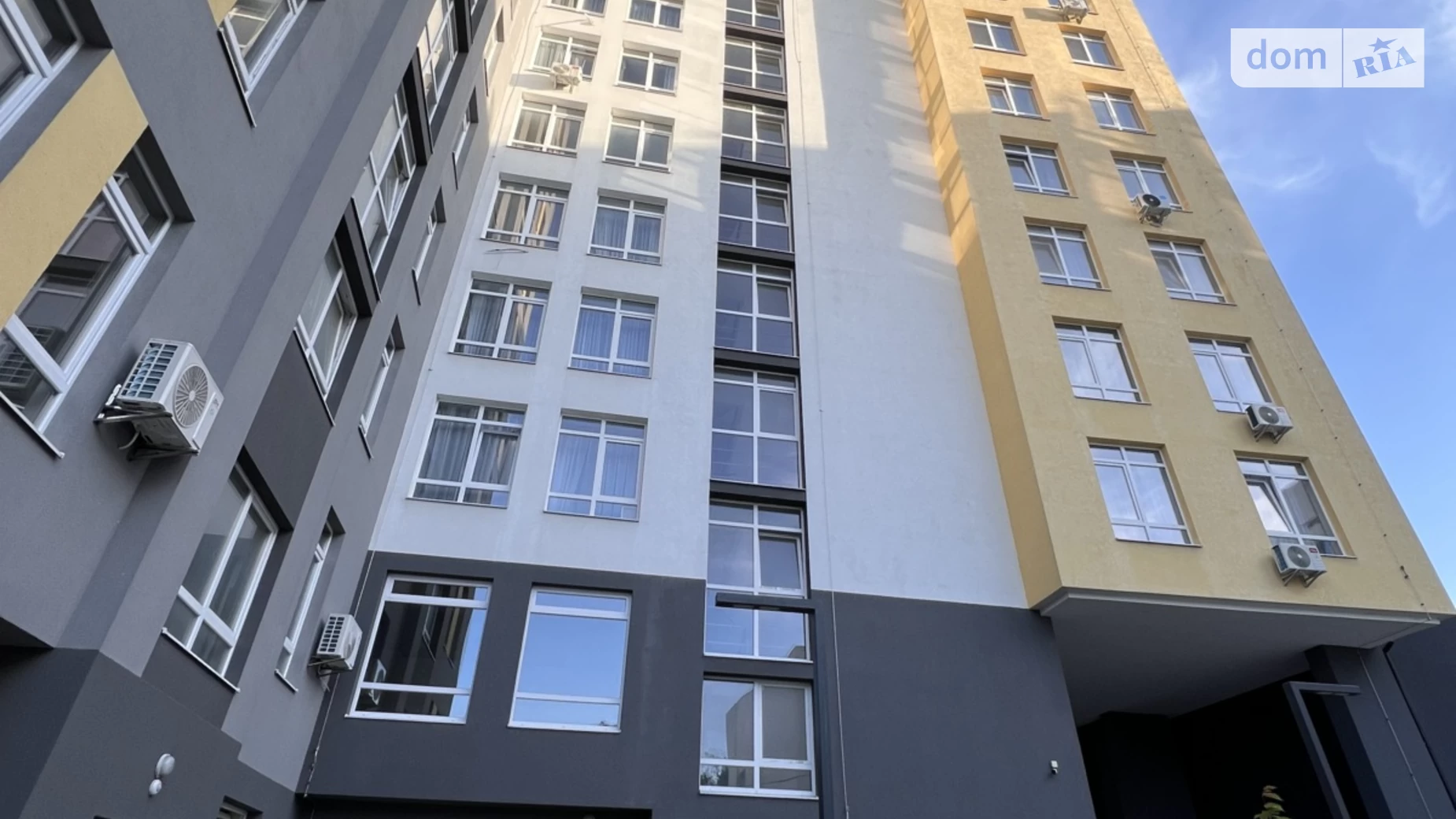 Продається 3-кімнатна квартира 111.3 кв. м у Львові, вул. Гетьмана Івана Мазепи, 25А - фото 2