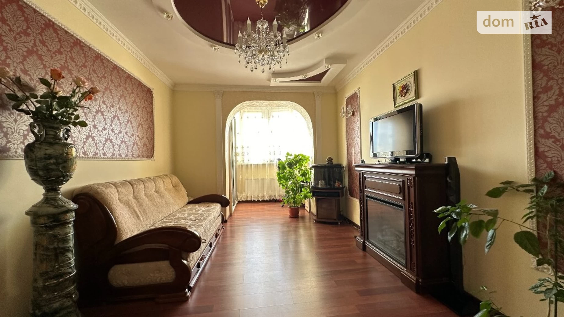 Продается 1-комнатная квартира 47.8 кв. м в Ивано-Франковске - фото 2