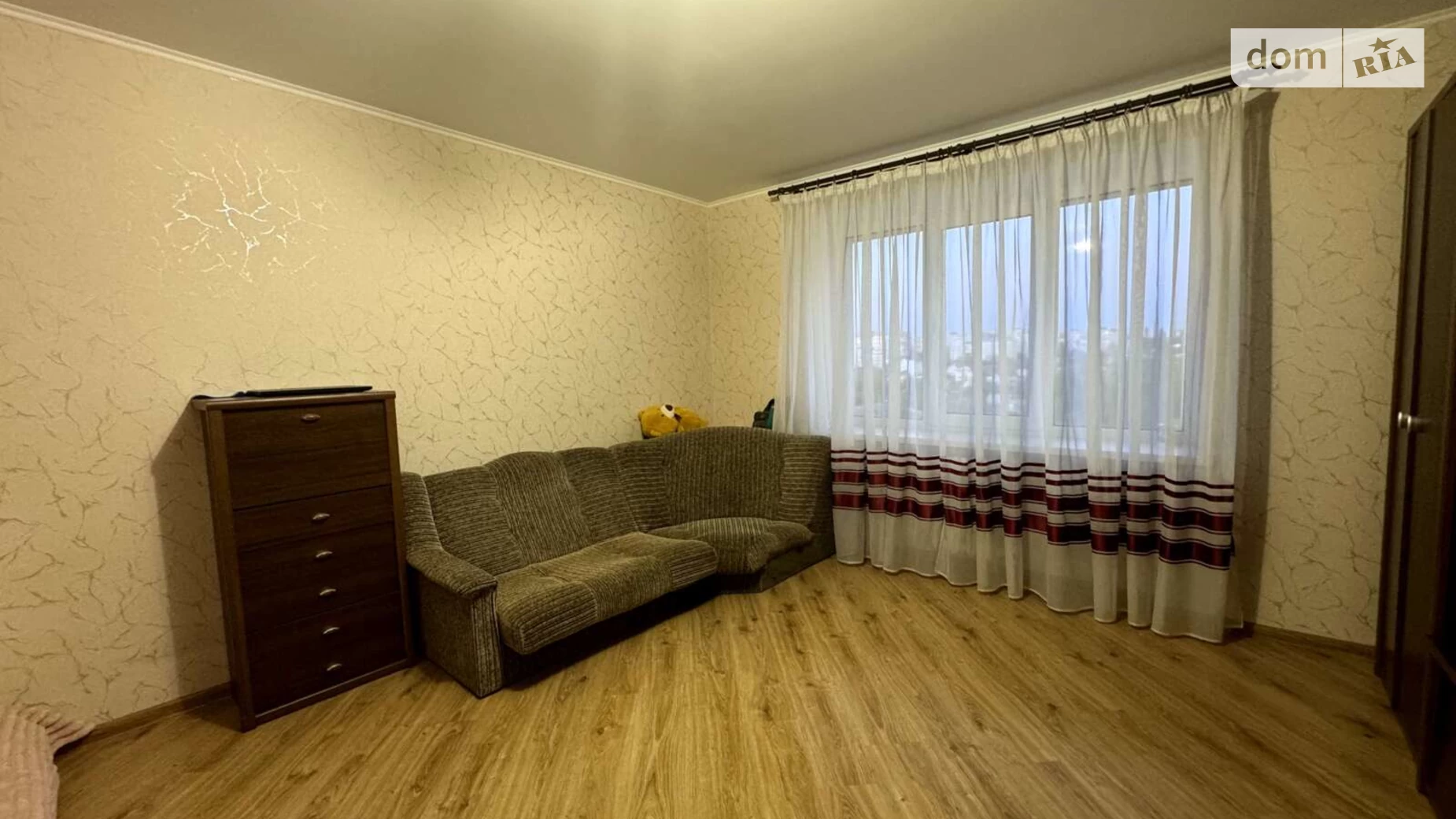 Продается 1-комнатная квартира 36 кв. м в Виннице, пер. Николая Амосова, 28А