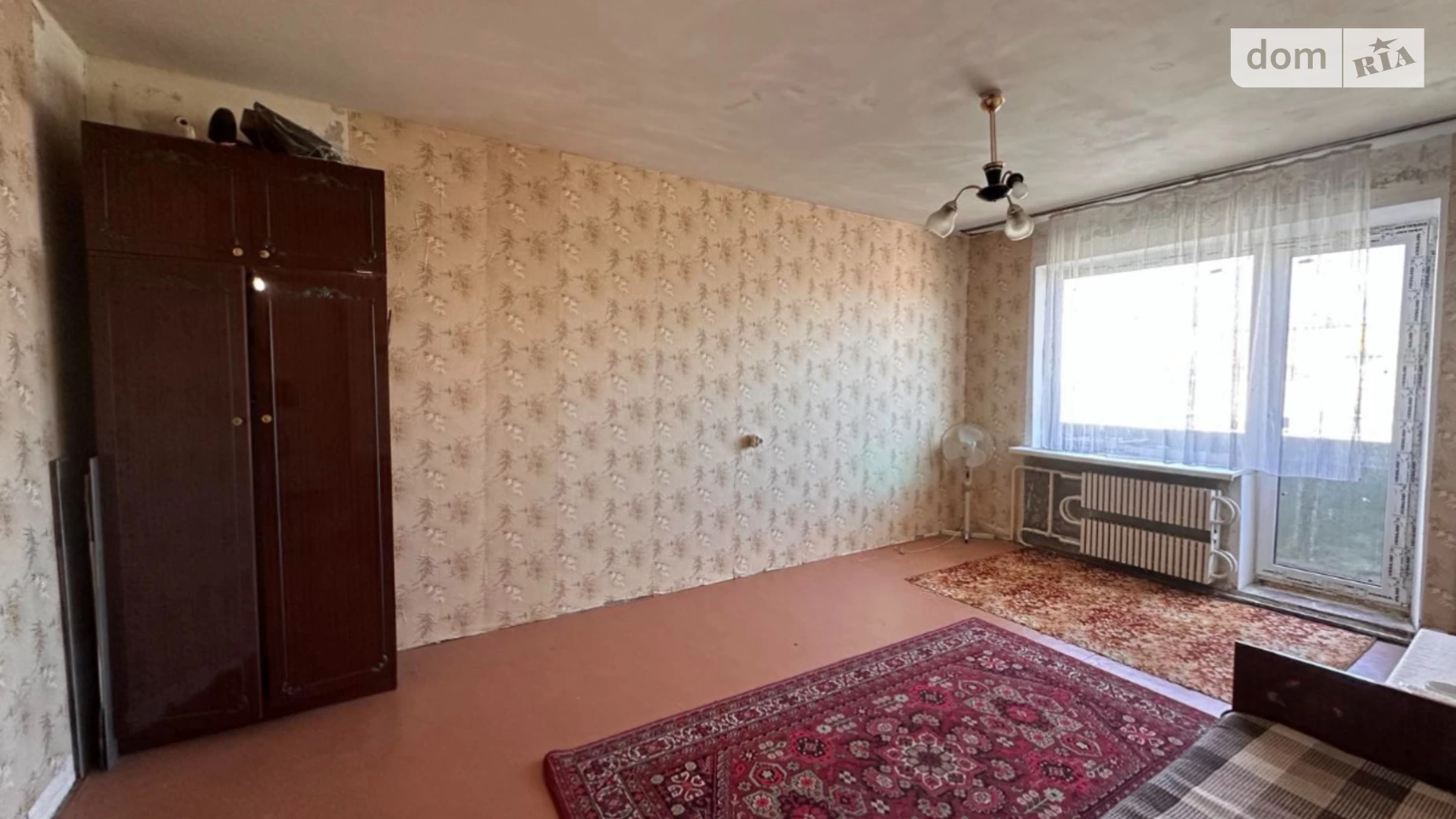 Продается 1-комнатная квартира 38 кв. м в Днепре, бул. Славы