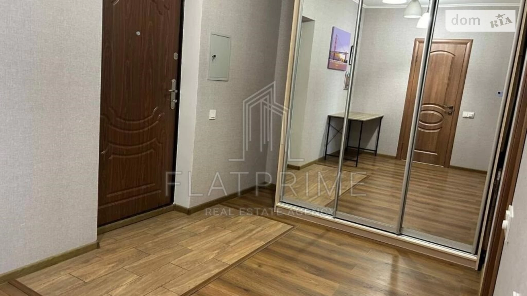 Продается 1-комнатная квартира 48 кв. м в Киеве, ул. Авиаконструктора Игоря Сикорского(Танковая), 1Б