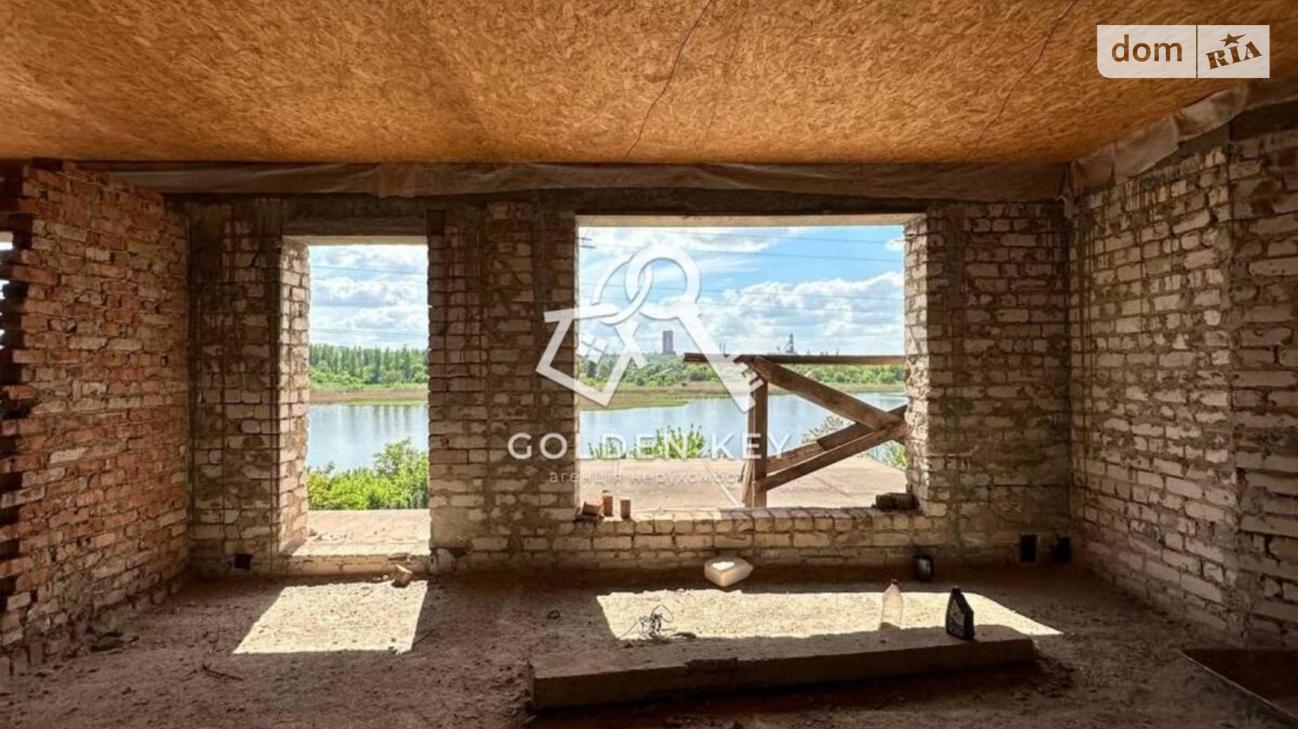 Продается дом на 3 этажа 300 кв. м с террасой, цена: 75000 $ - фото 5