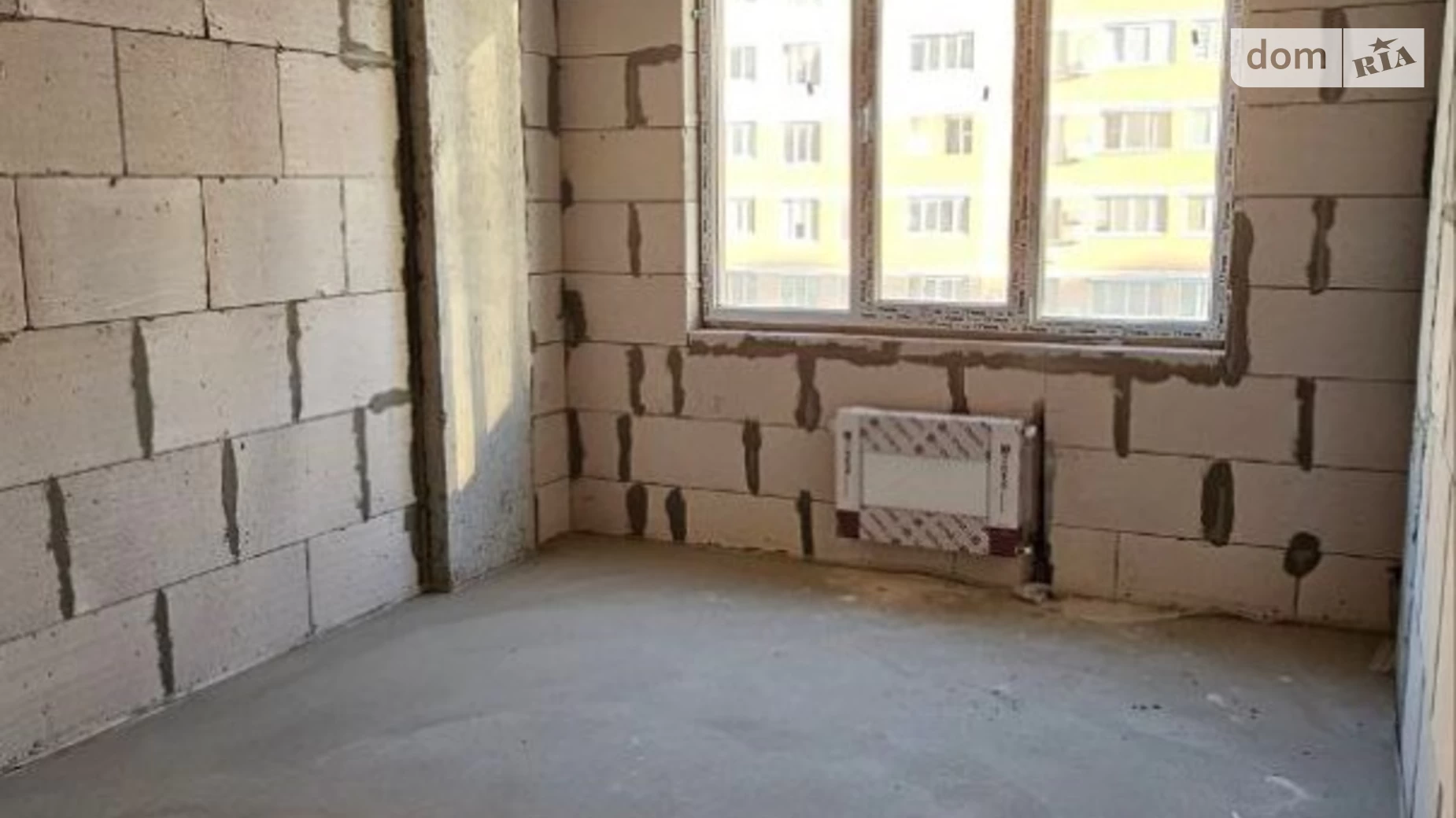 Продается 1-комнатная квартира 38 кв. м в Черноморске, ул. 1 Мая