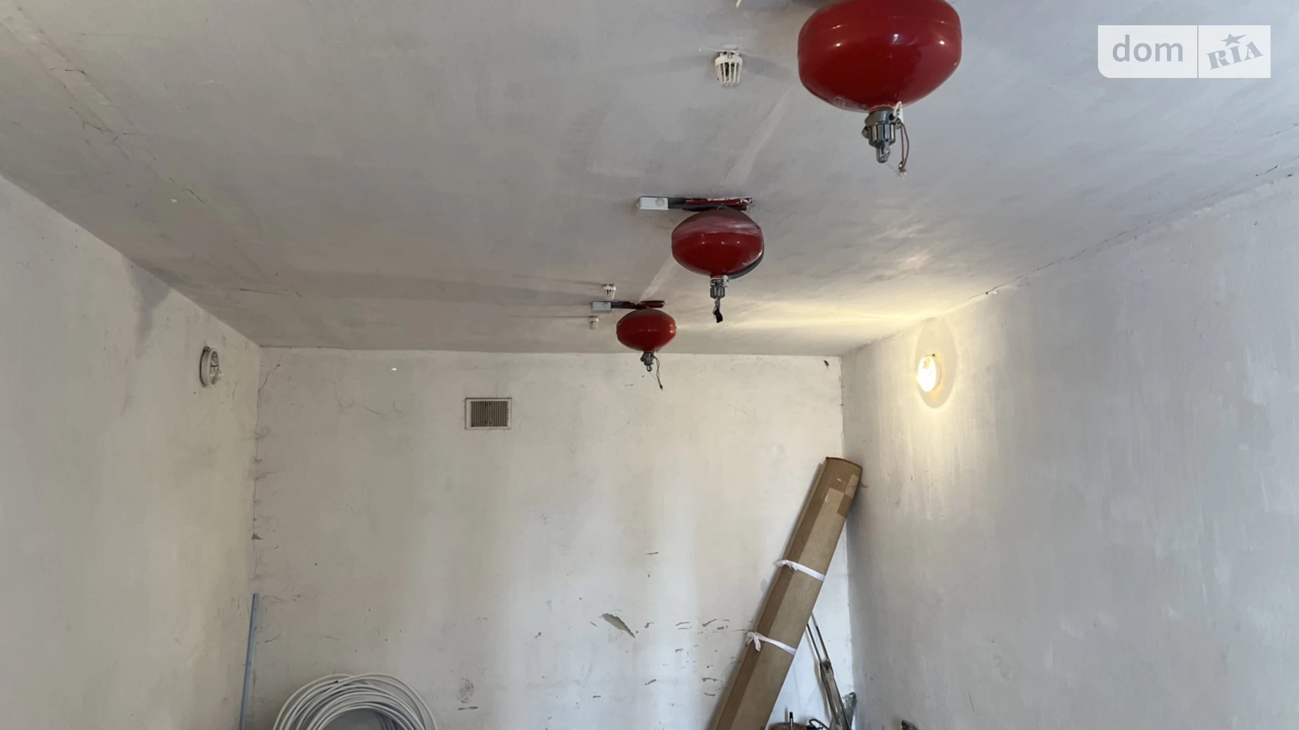 Продається окремий гараж під легкове авто на 24 кв. м, цена: 28000 $ - фото 2