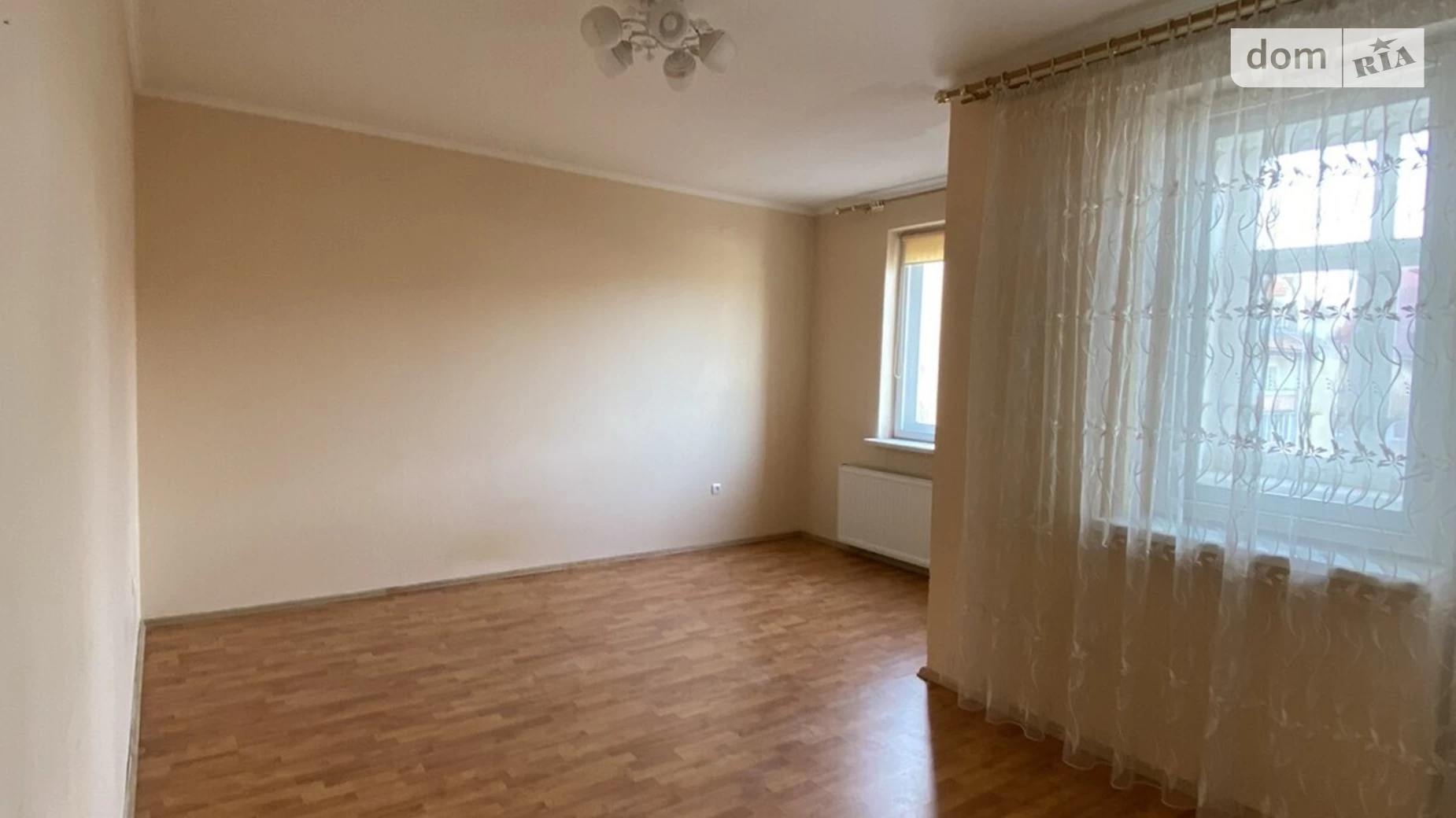 Продается 4-комнатная квартира 133 кв. м в Ужгороде, ул. Владимирская