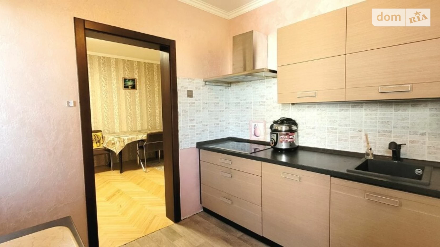 Продается 3-комнатная квартира 81 кв. м в Киеве, ул. Ивана Пулюя, 5А - фото 2