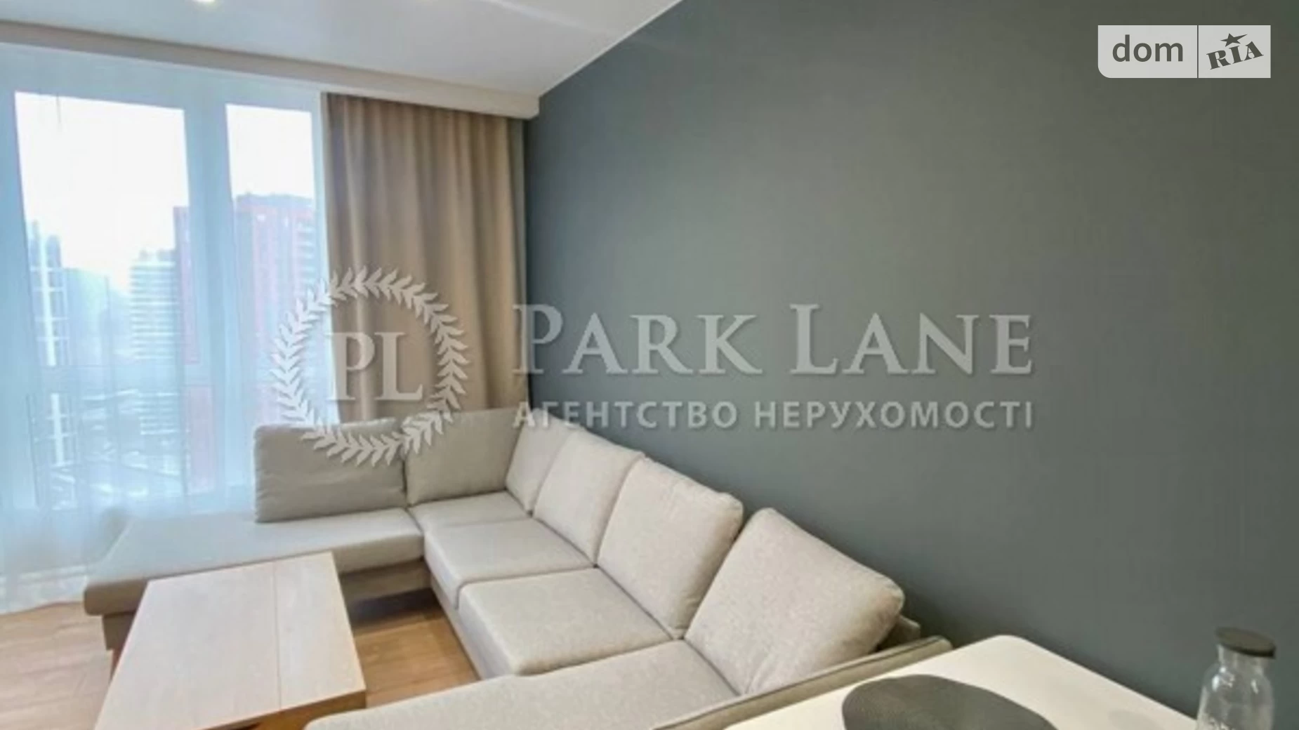 Продается 2-комнатная квартира 69 кв. м в Киеве, ул. Ивана Выговского(Маршала Гречко), 44