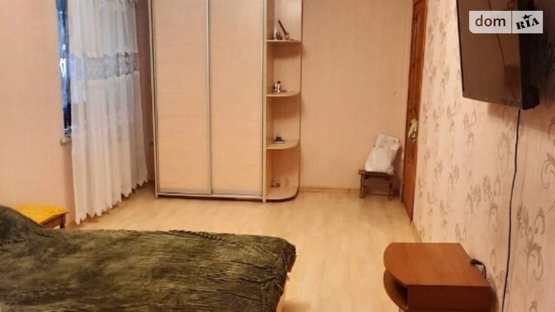 Продається 1-кімнатна квартира 32.5 кв. м у Одесі, вул. Академіка Корольова