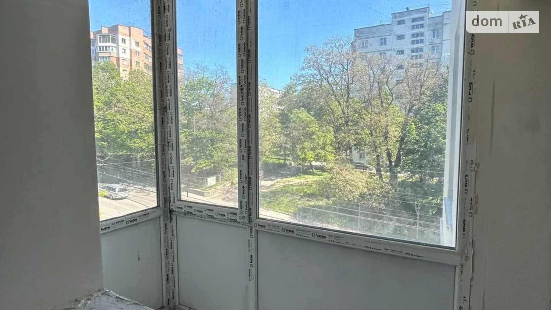Продается 4-комнатная квартира 130 кв. м в Хмельницком, ул. Степана Бандеры