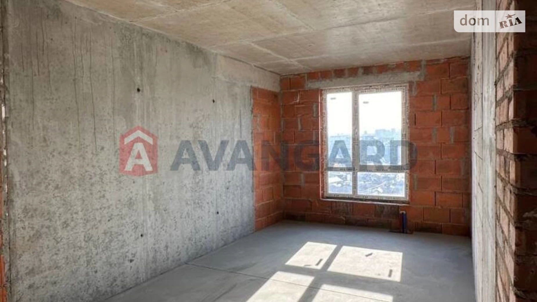 Продається 1-кімнатна квартира 43 кв. м у Львові