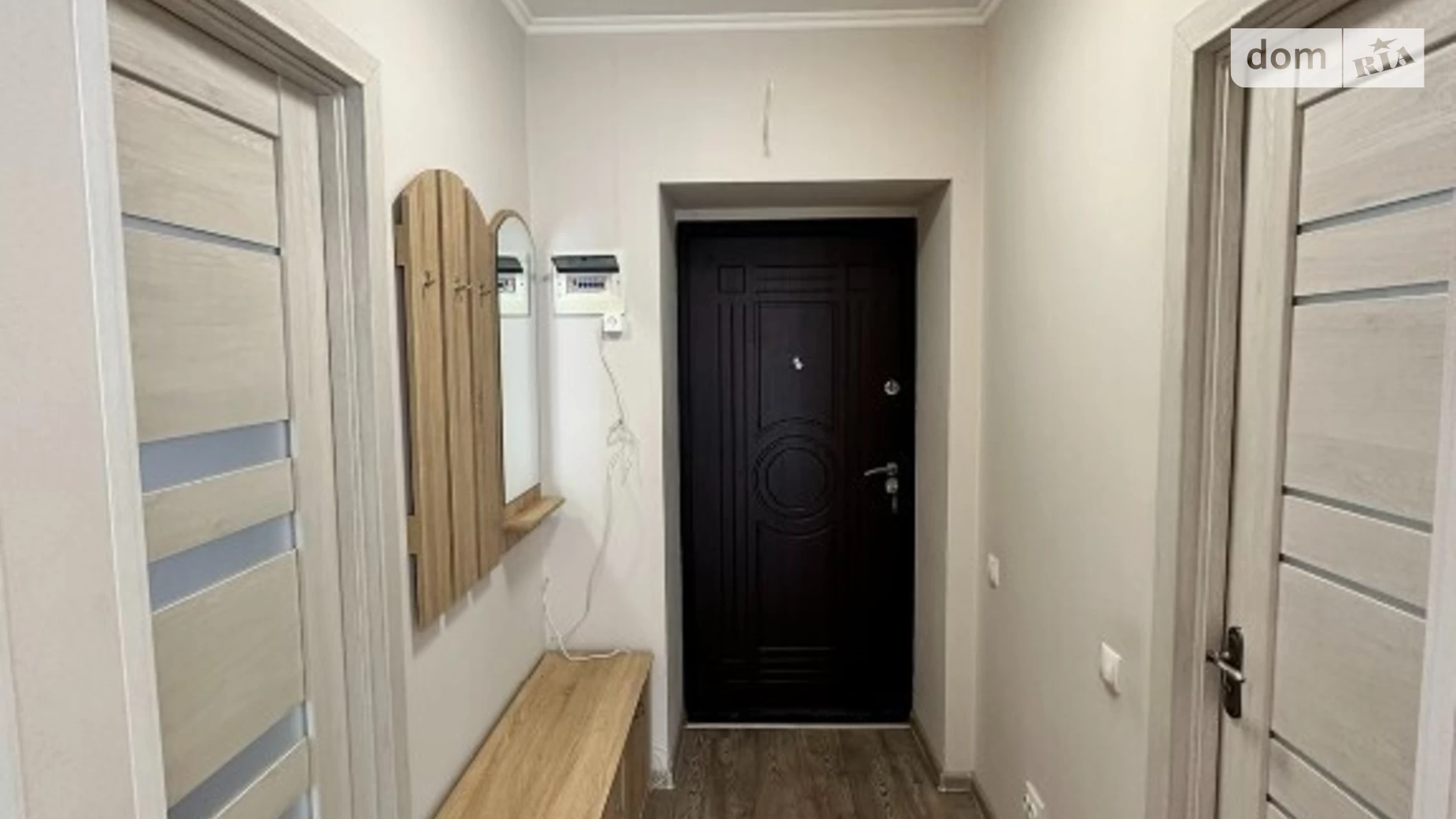Продается 1-комнатная квартира 45 кв. м в Хмельницком, ул. Винницкая
