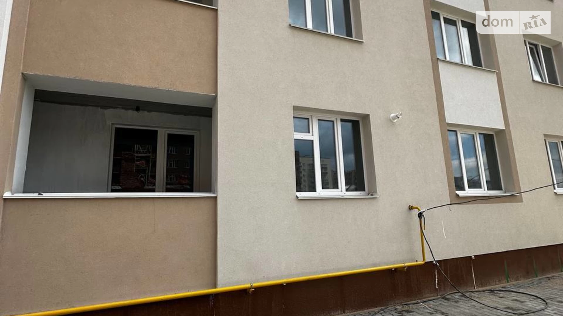 Продается 2-комнатная квартира 70.7 кв. м в Хмельницком, ул. Кармелюка - фото 2