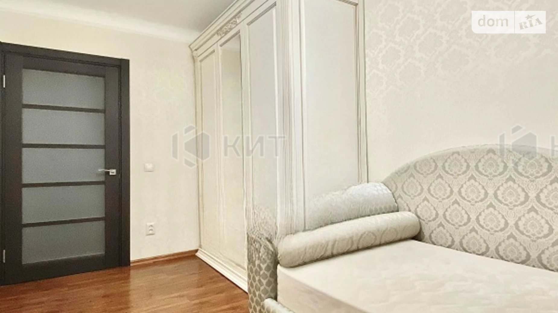 Продается 3-комнатная квартира 55 кв. м в Харькове, ул. Фейербаха, 1А