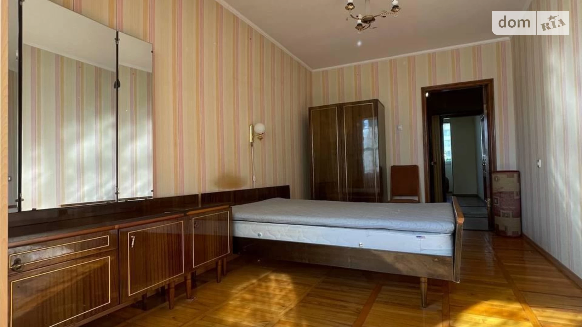 Продается undefined-комнатная квартира  кв. м в Ивано-Франковске, ул. Троллейбусная