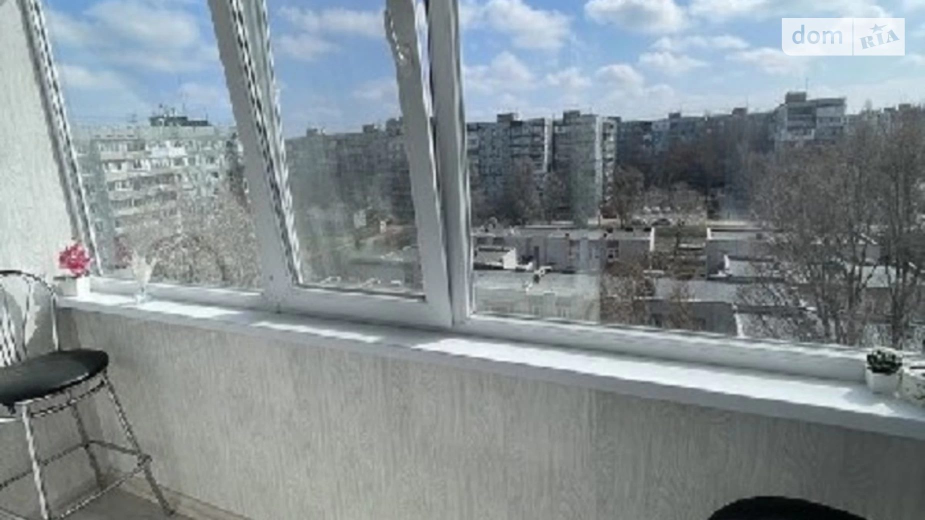 3-комнатная квартира 69 кв. м в Запорожье, ул. Героев 93-й бригады