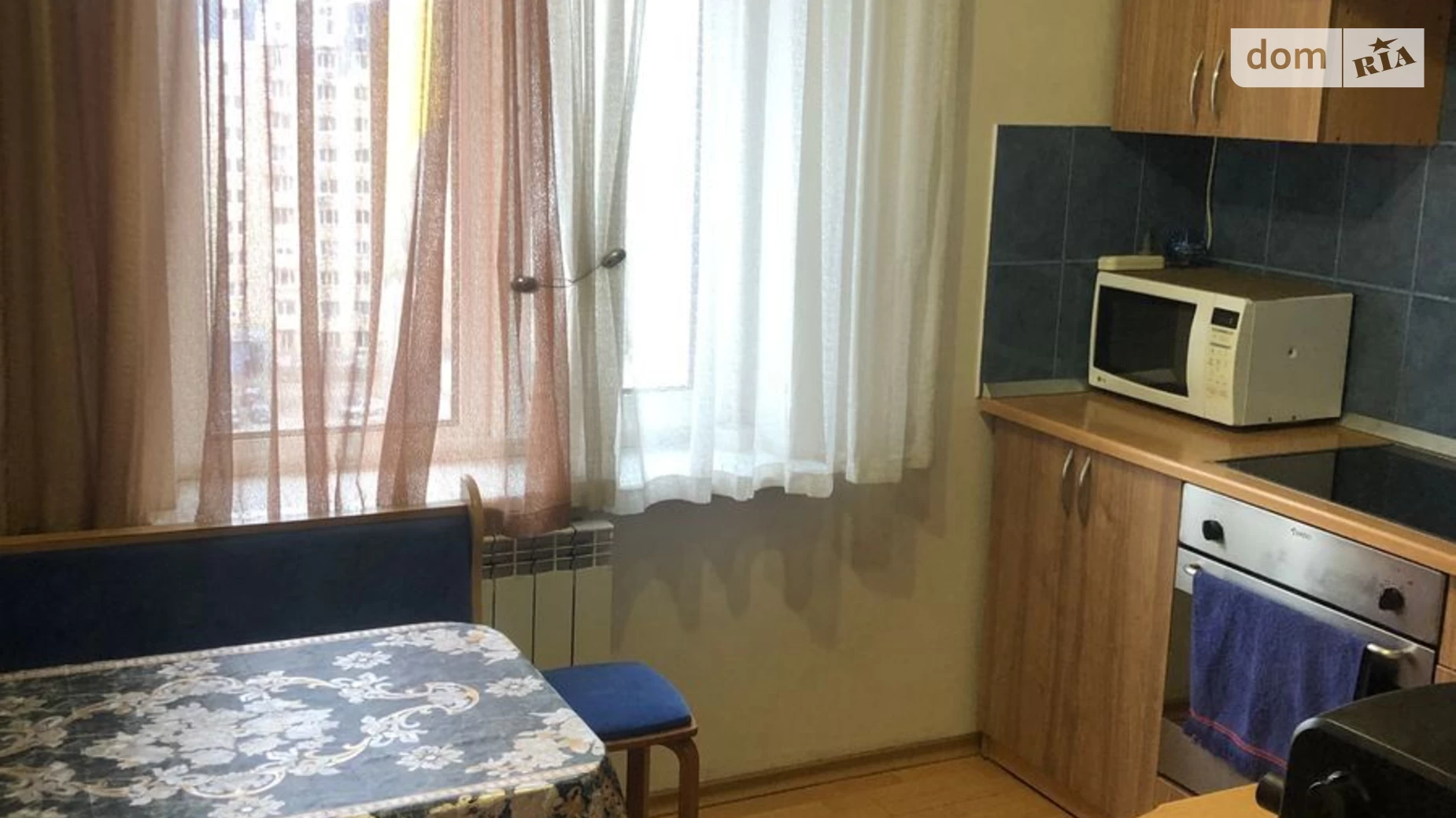 Продается 2-комнатная квартира 55 кв. м в Киеве, ул. Анны Ахматовой, 6 - фото 4