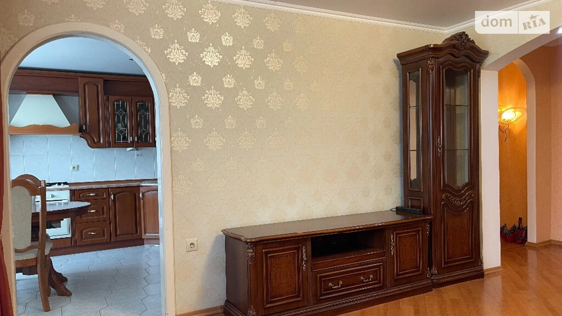 Продается 3-комнатная квартира 75 кв. м в Хмельницком, ул. Мазура Николая