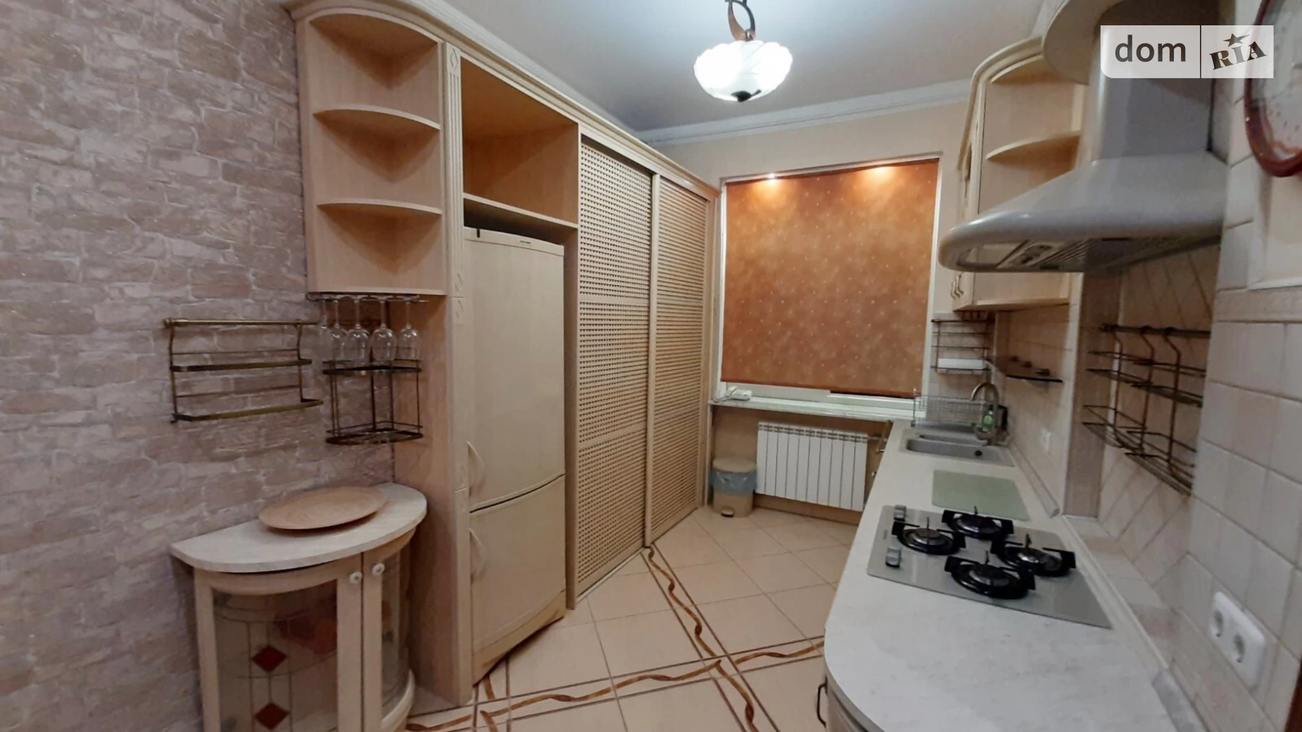 Продается 4-комнатная квартира 114 кв. м в Киеве, ул. Золотоворотская, 2 - фото 2