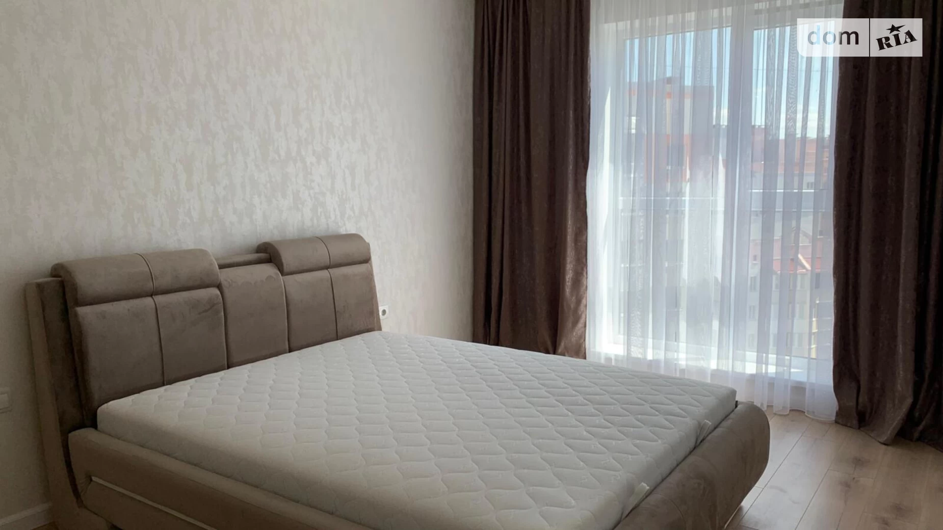 Продается 1-комнатная квартира 37.8 кв. м в Виннице, ул. Анатолия Бортняка, 16