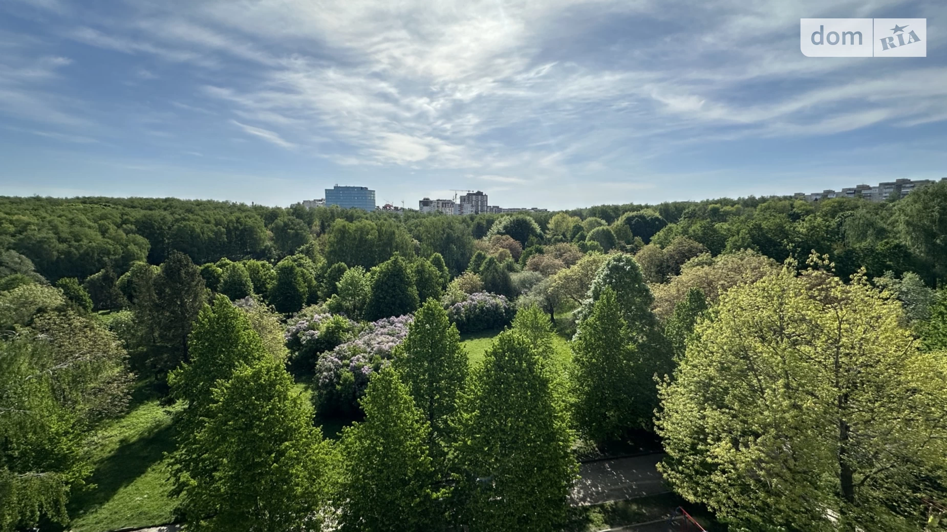 4-комнатная квартира 141 кв. м в Тернополе, ул. Репина