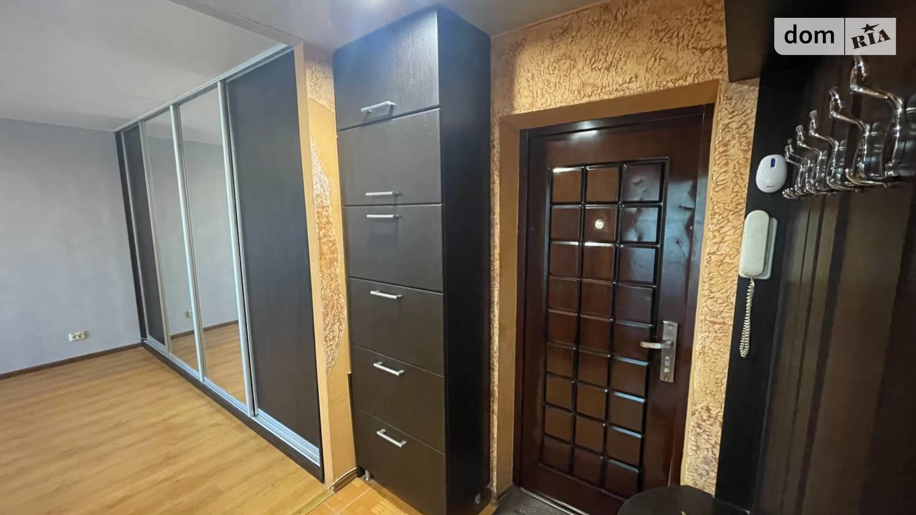 Продається 3-кімнатна квартира 53 кв. м у Дніпрі, вул. Робоча, 24А - фото 2