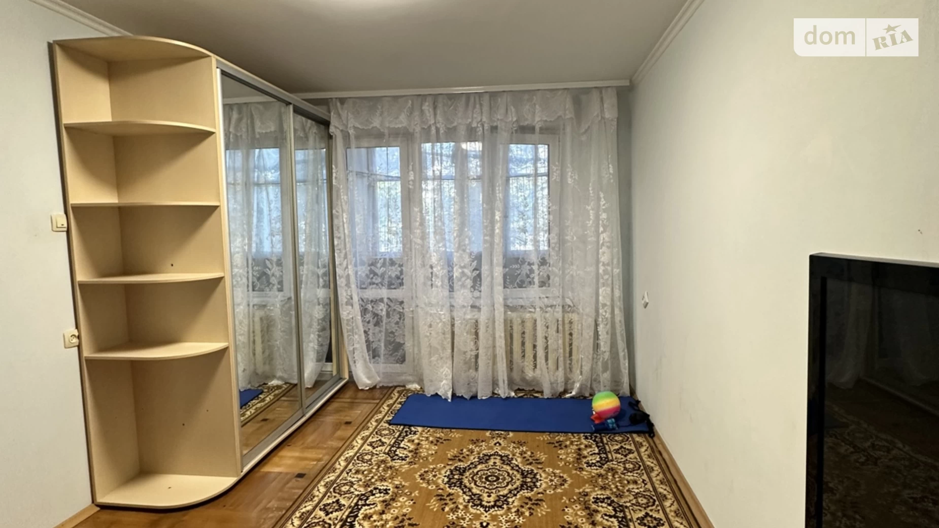 Продається 2-кімнатна квартира 50 кв. м у Одесі, вул. Давида Ойстраха