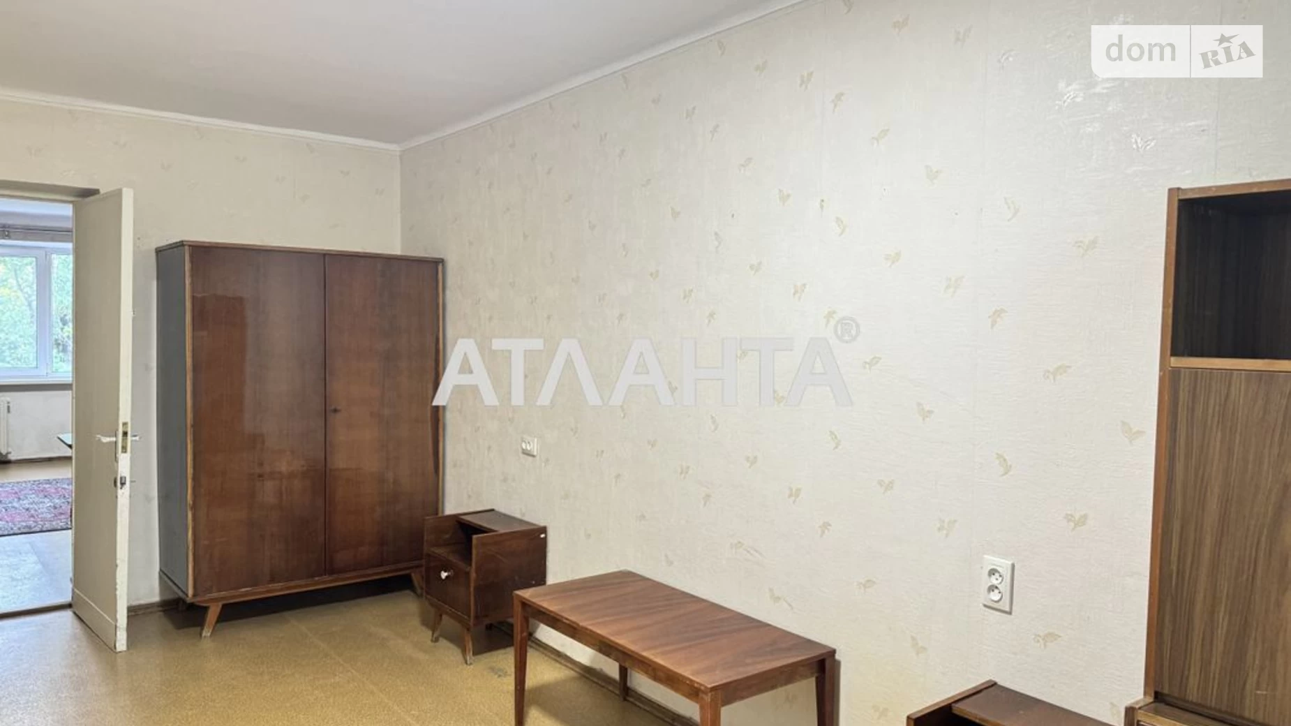 Продается 3-комнатная квартира 59.6 кв. м в Одессе, ул. Генерала Петрова
