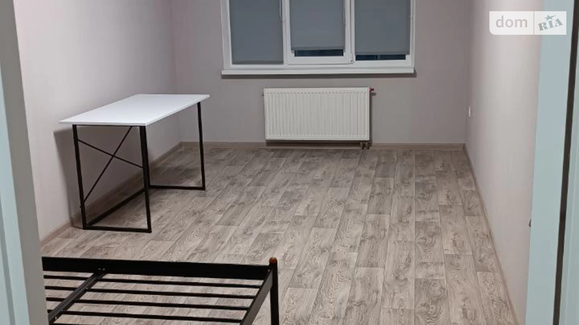 Продается 1-комнатная квартира 43 кв. м в Броварах, ул. Симоненко, 105 - фото 3
