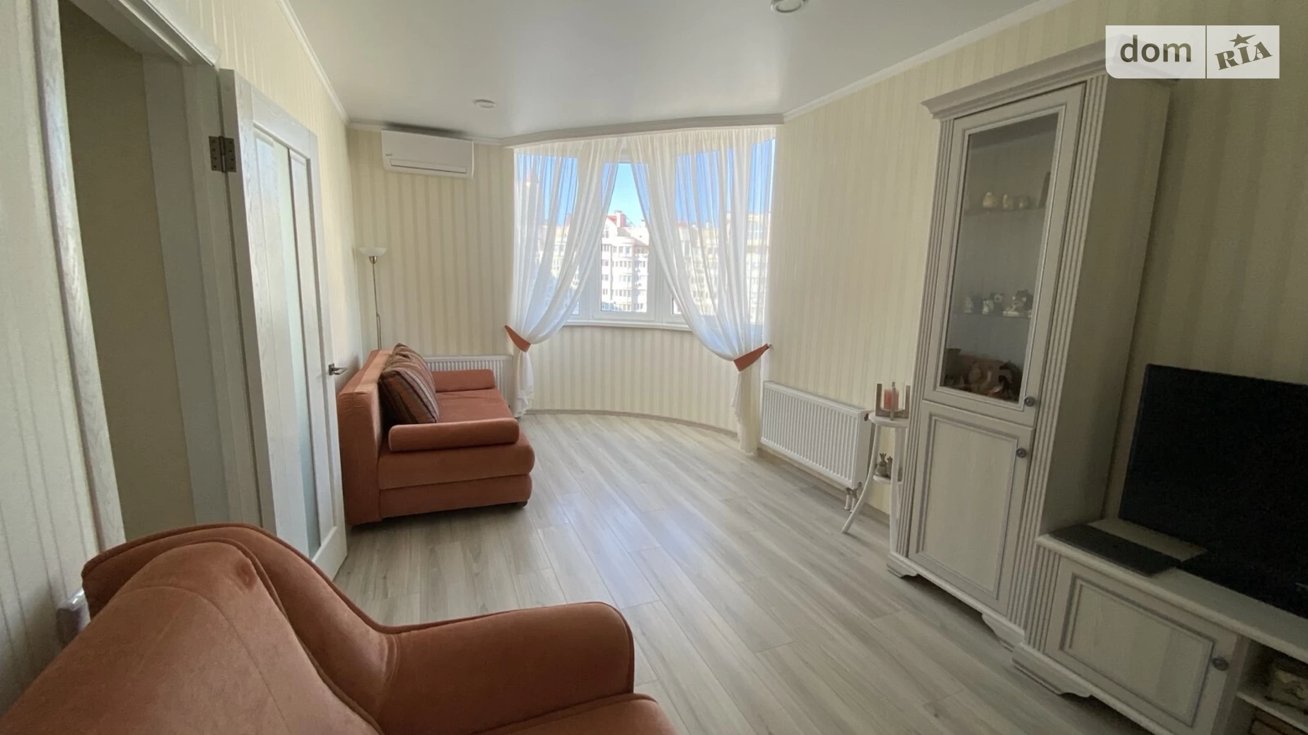 Продается 1-комнатная квартира 43.4 кв. м в Николаеве