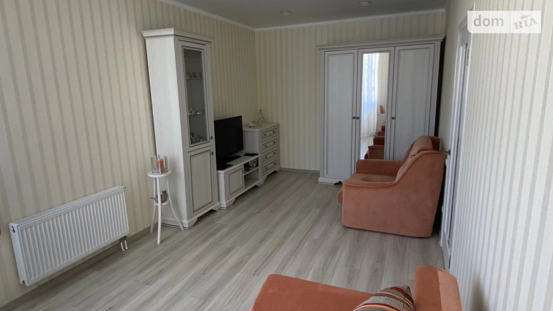 Продается 1-комнатная квартира 43.4 кв. м в Николаеве