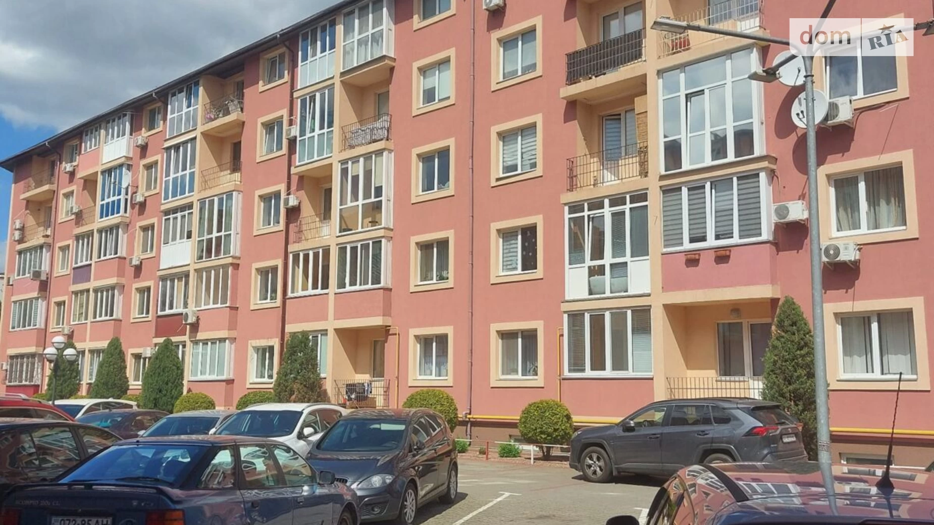 Продается 1-комнатная квартира 40.5 кв. м в Софиевской Борщаговке, ул. Волошковая, 74