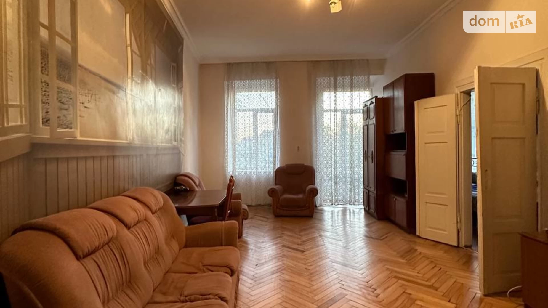 Продается 3-комнатная квартира 72 кв. м в Львове, пл. Князя Ярослава Осмомысла - фото 2