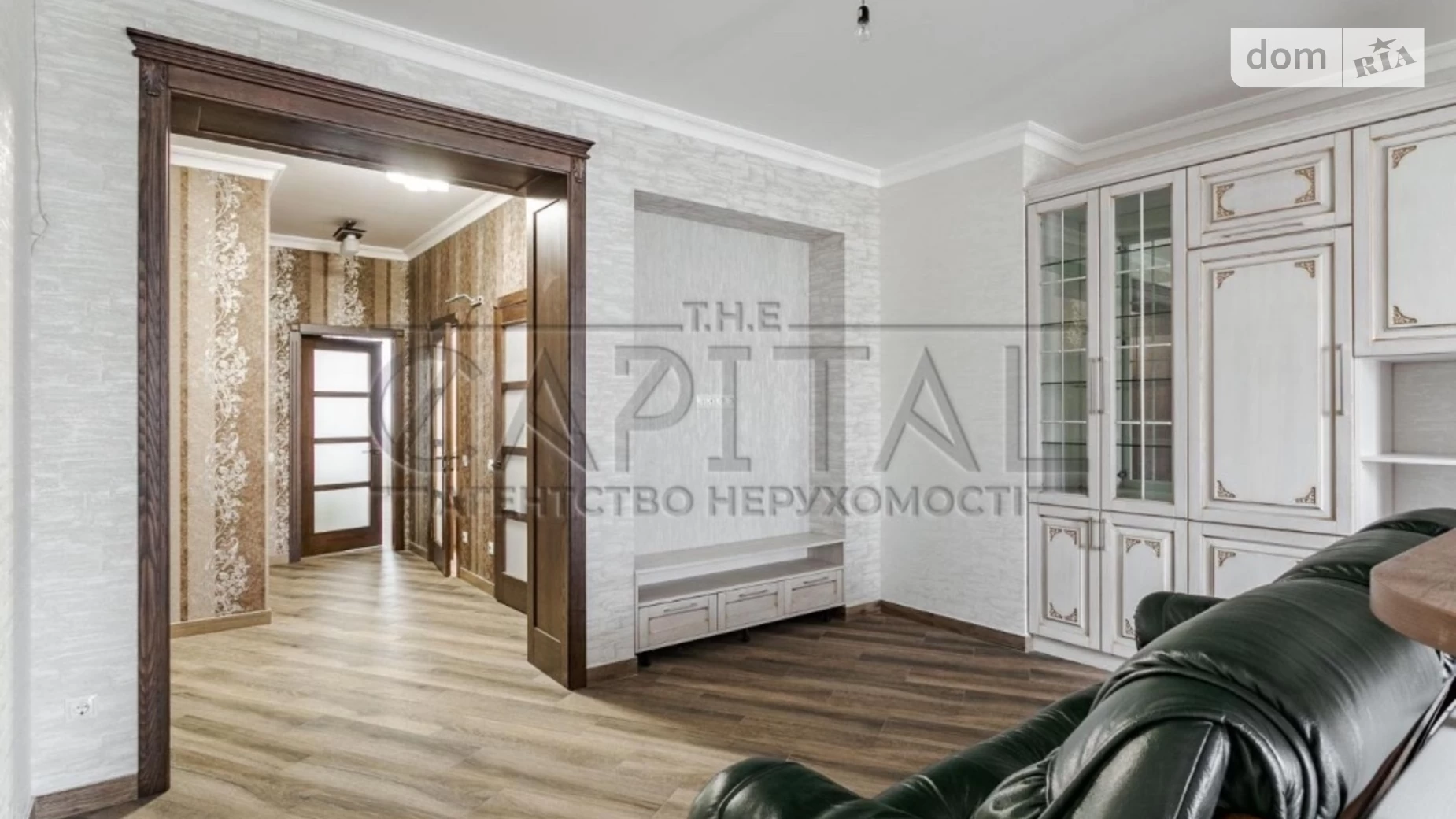 Продается 3-комнатная квартира 88 кв. м в Киеве, ул. Академика Филатова, 53