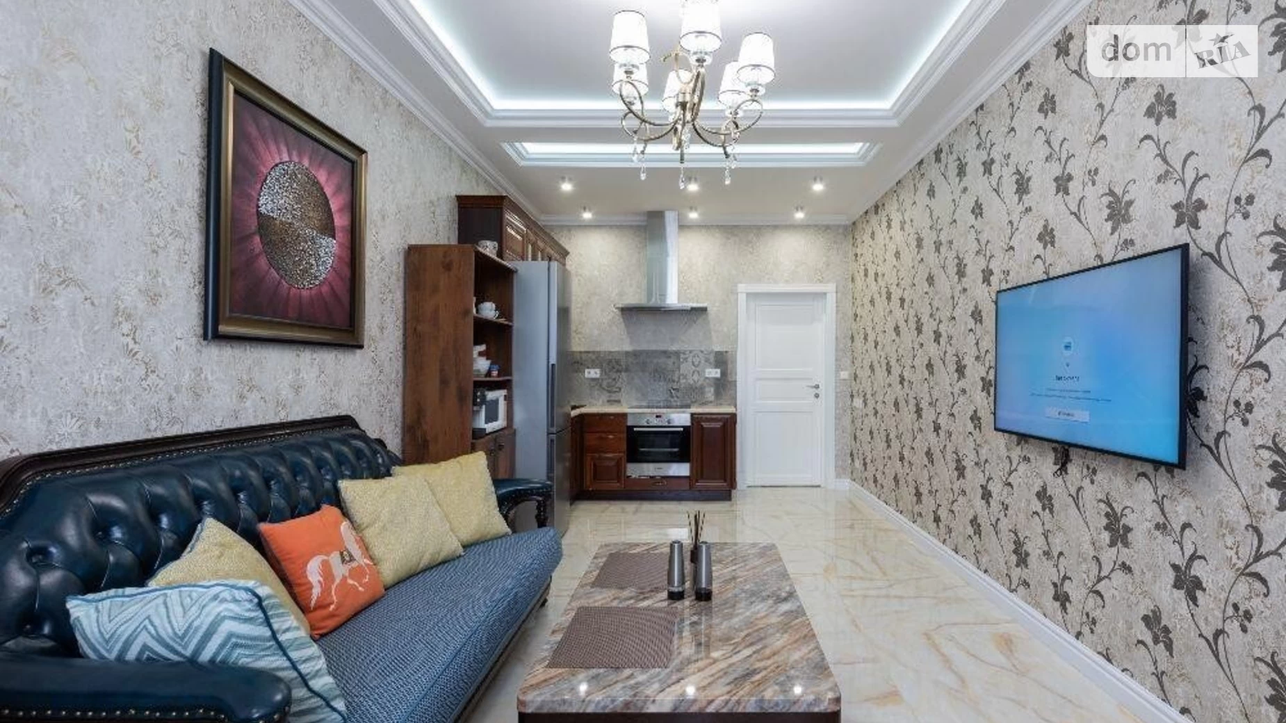 Продается 2-комнатная квартира 67 кв. м в Киеве, ул. Коновальца Евгения, 34