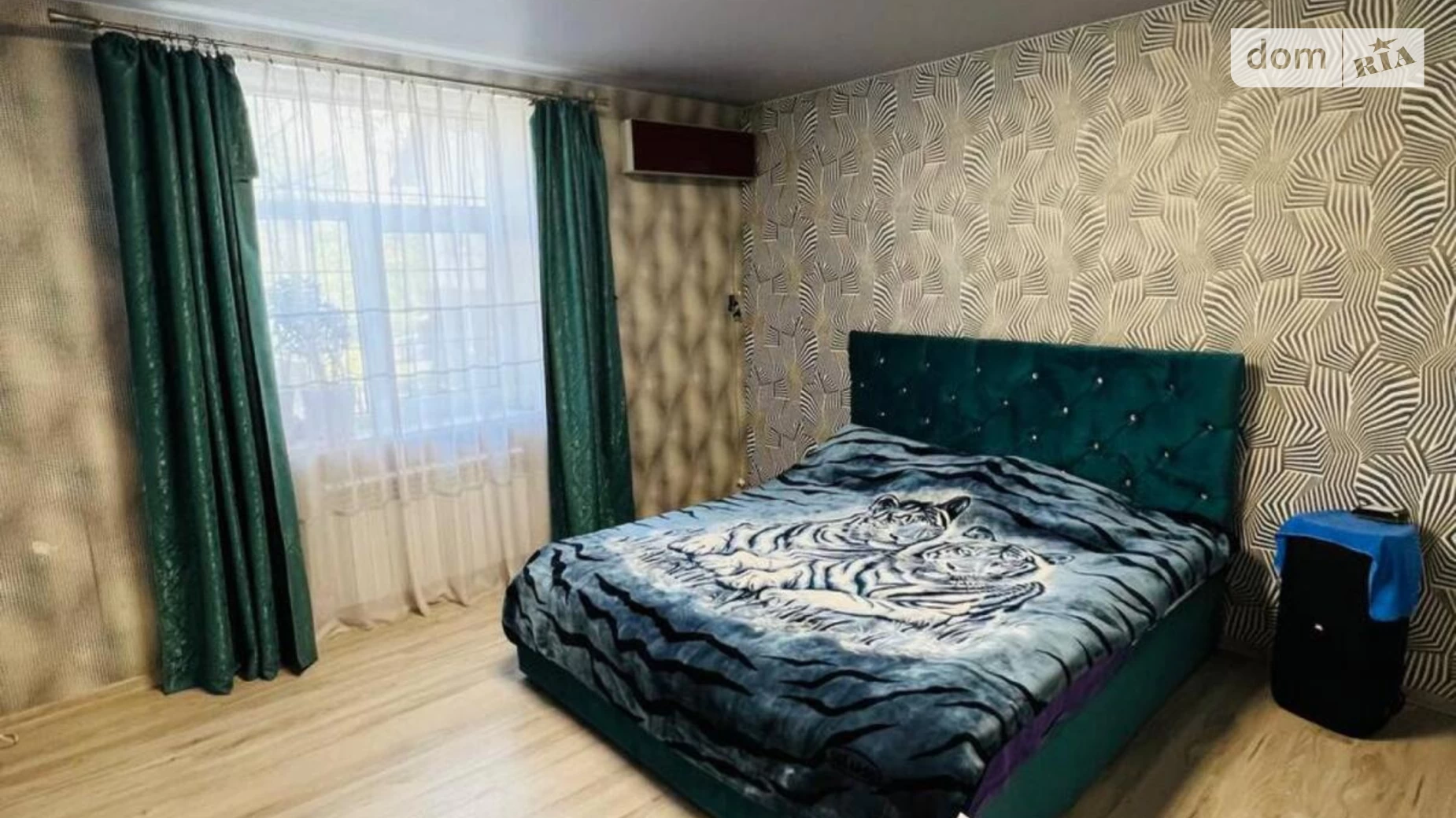 Продается 2-комнатная квартира 50 кв. м в Днепре, ул. Морской Пехоты(Кутузова)